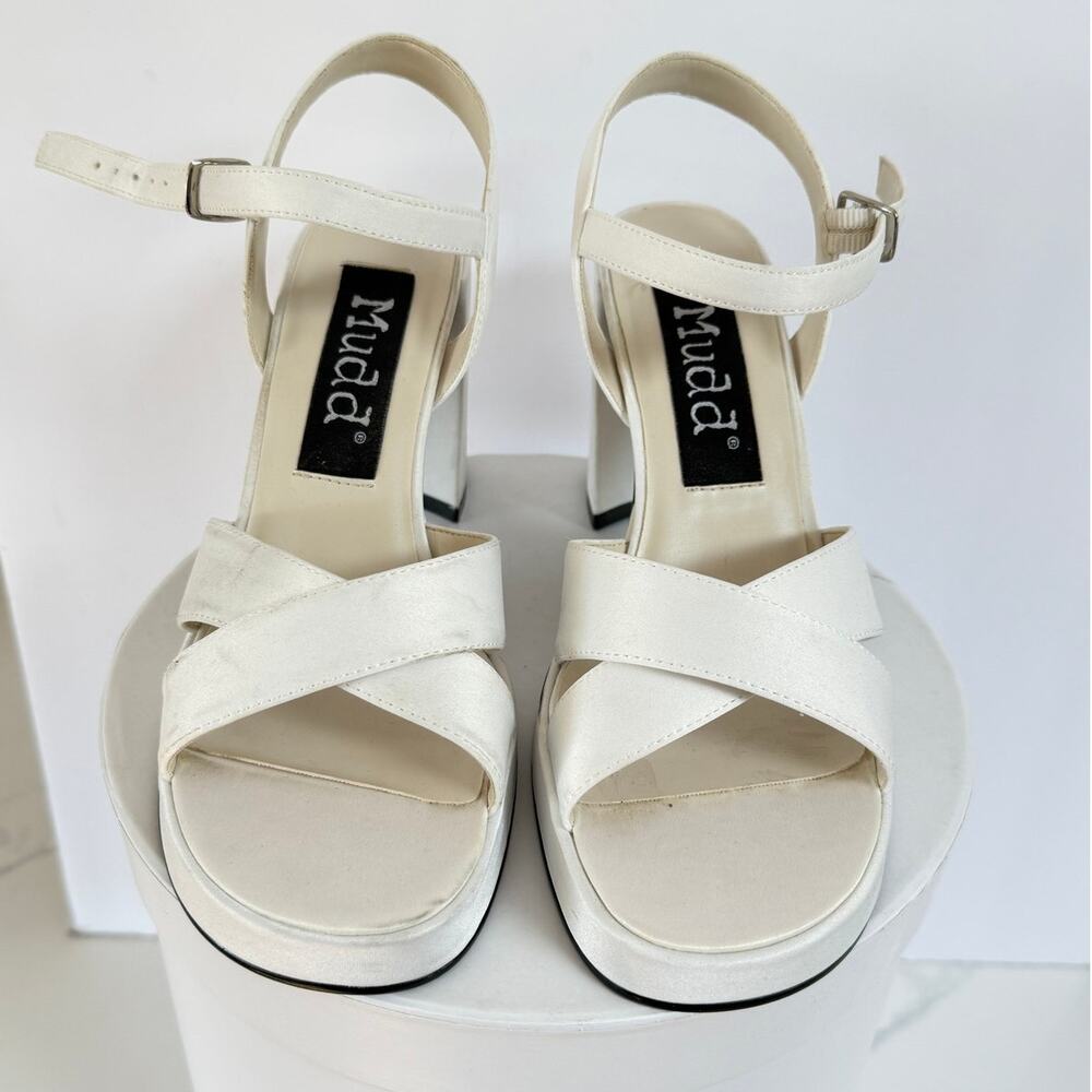 VINTAGE Y2K White Satin Strappy Platform Block Heel Sandals Bridal Womens 8M